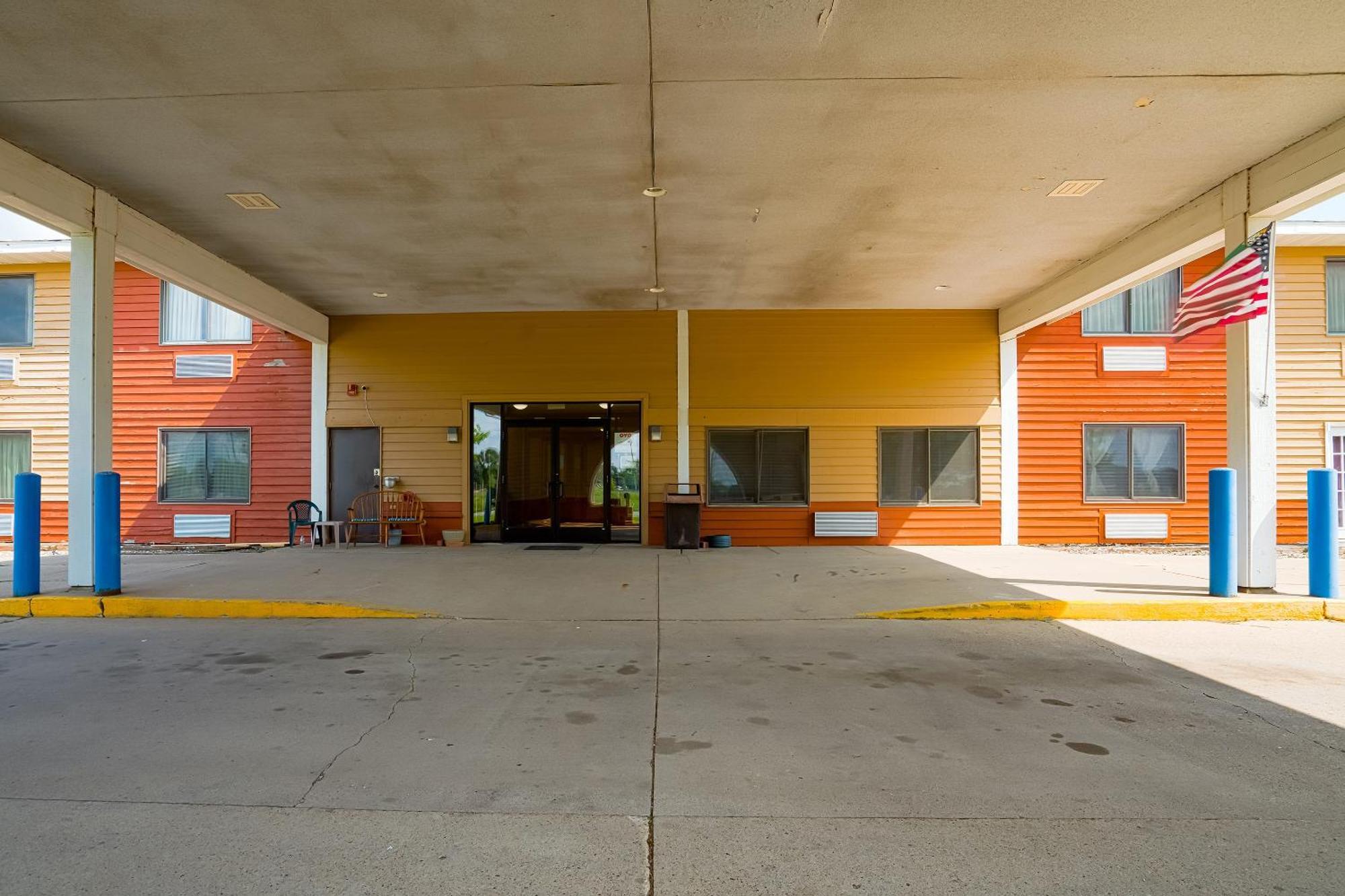 Oyo Hotel Redwood Falls Near Jackpot Casino Exteriér fotografie